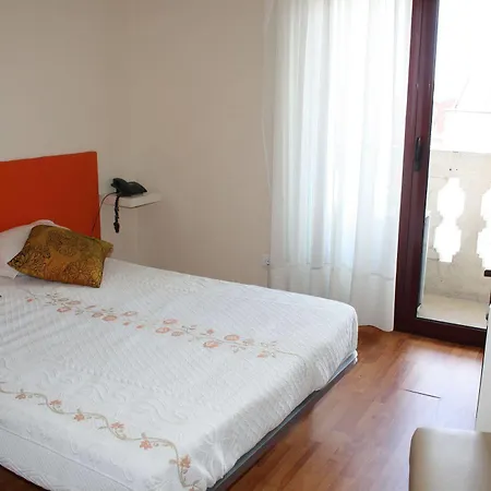 Hostel Truthostel Braga